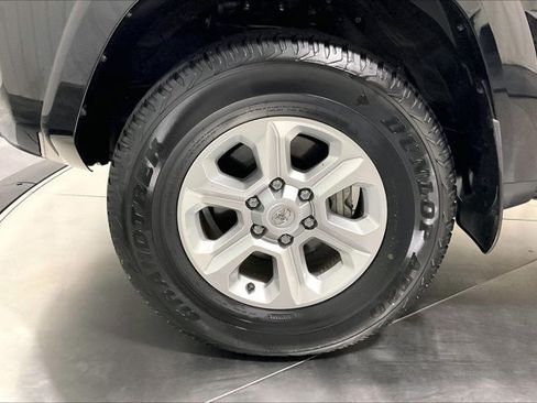 Certified 2024 Toyota 4Runner SR5 Premium w/ Moonroof Package AWD/4WD image 10