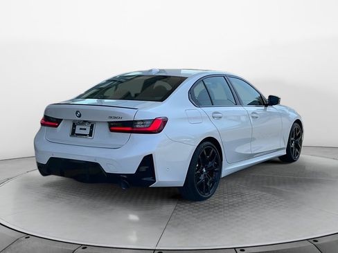 New 2026 BMW 330i Sedan w/ M Sport Package image 7