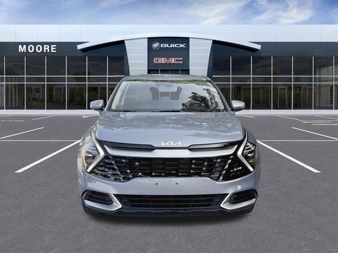 Used 2024 Kia Sportage EX FWD image 3