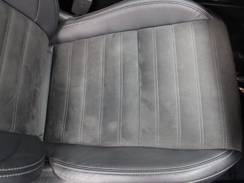 Used 2023 Mitsubishi Outlander SE image 26