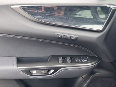 Used 2024 Lexus NX 250 FWD w/ Premium Package image 12