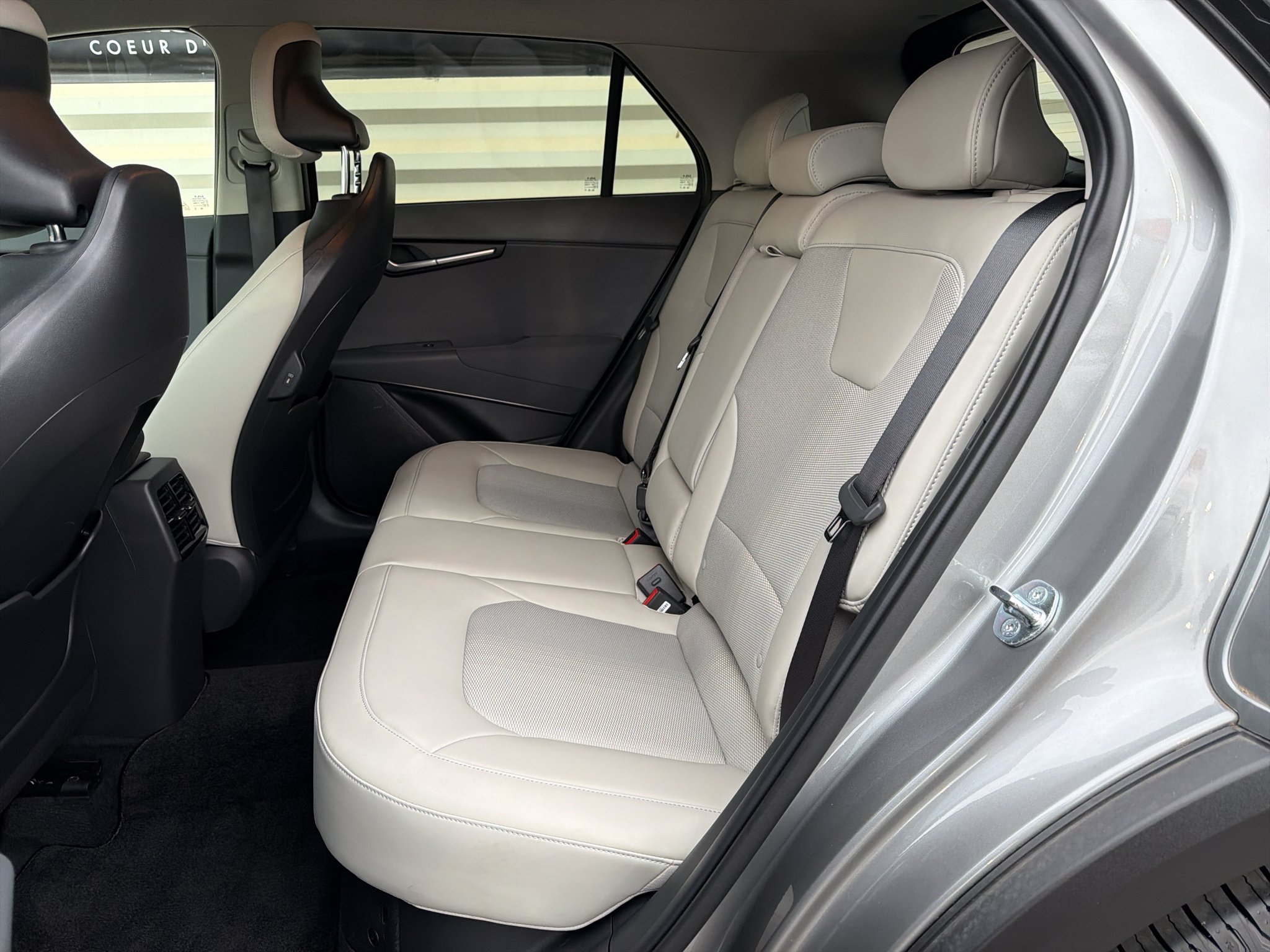 Certified 2024 Kia Niro EX FWD image 13