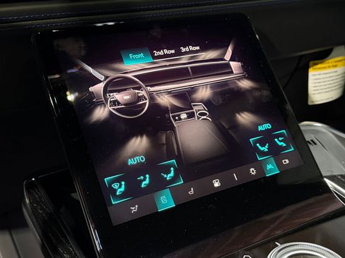 New 2026 Cadillac Escalade IQL Luxury AWD/4WD image 33