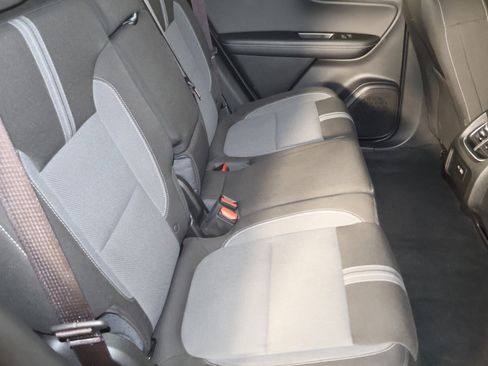 Used 2025 Chevrolet Blazer LT image 44