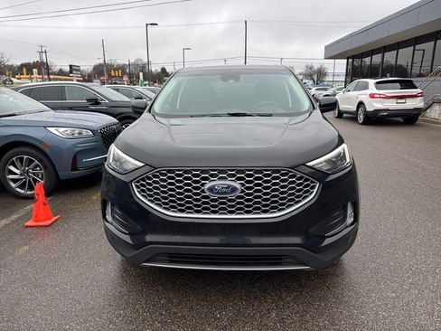 Used 2023 Ford Edge SEL w/ Convenience Package image 2
