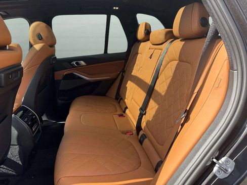 Used 2023 BMW X5 xDrive45e w/ Parking Assistance Package image 13