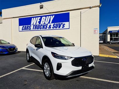 New 2025 Ford Escape Active w/ Cold Weather Package