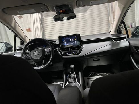 Used 2023 Toyota Corolla LE FWD image 13