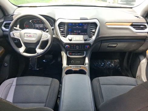 Used 2021 GMC Acadia SLE w/ Driver Convenience Package FWD image 8