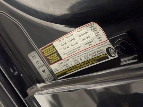 Used 2022 Audi A4 2.0T Premium w/ Convenience Package image 42