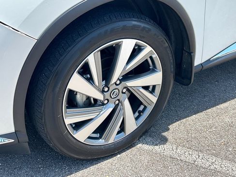 Used 2020 Nissan Murano SL w/ Cargo Package FWD image 11