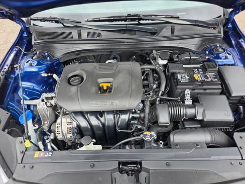 Used 2021 Kia Forte LXS image 23