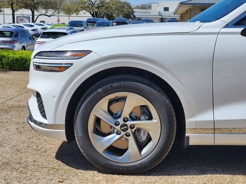 New 2026 Genesis GV70 2.5T Advanced AWD/4WD image 7