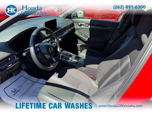 Used 2024 Honda Civic Sport image 5
