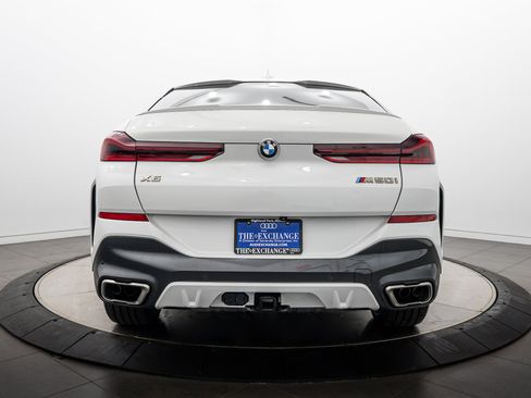 Used 2020 BMW X6 M50i w/ Luxury Seating Package AWD/4WD image 24