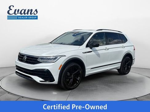 Used 2024 Volkswagen Tiguan SE R-Line AWD/4WD image 1