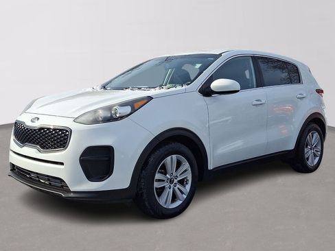 Used 2018 Kia Sportage LX image 3
