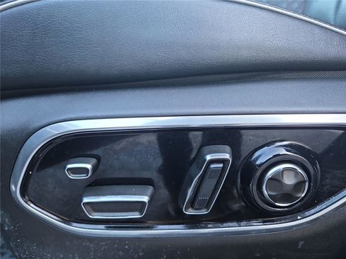 Used 2023 Jeep Grand Cherokee Summit w/ Adv Protech Group IV image 16