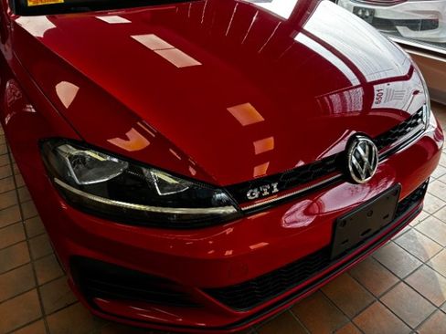 Used 2018 Volkswagen GTI S FWD image 2
