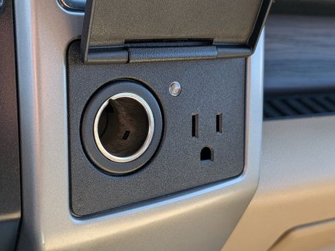 Used 2016 Ford F150 Lariat AWD/4WD image 27