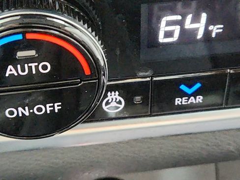Used 2026 Nissan Rogue Platinum w/ Platinum Premium Package AWD/4WD image 28