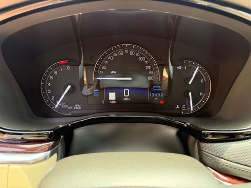 Used 2017 Cadillac XT5 Premium Luxury w/ Driver Assist Package FWD image 52