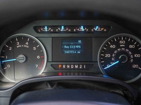 Used 2017 Ford F150 XLT image 22