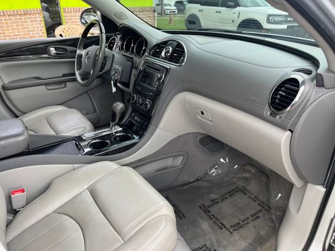 Used 2017 Buick Enclave Premium AWD/4WD image 32