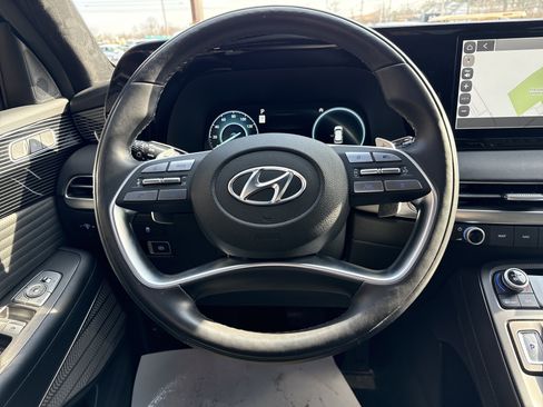 Used 2024 Hyundai Palisade Calligraphy image 18