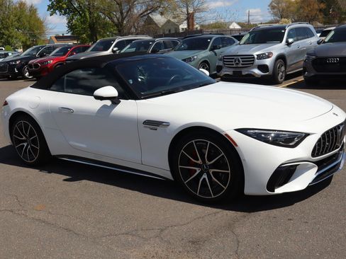 Used 2022 Mercedes-Benz SL 55 AMG 4MATIC image 3