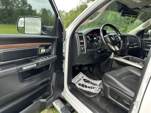 Used 2017 RAM 2500 Laramie AWD/4WD image 15