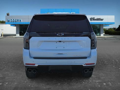 New 2026 Chevrolet Suburban Premier w/ Sun And Tow Package AWD/4WD image 6
