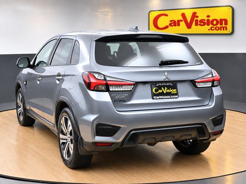 Used 2023 Mitsubishi Outlander Sport ES AWD/4WD image 3