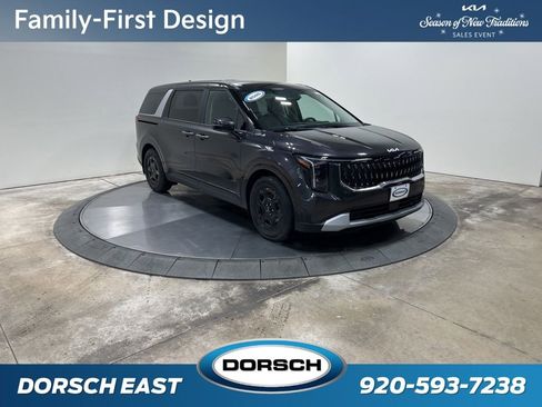 New 2026 Kia Carnival image 3