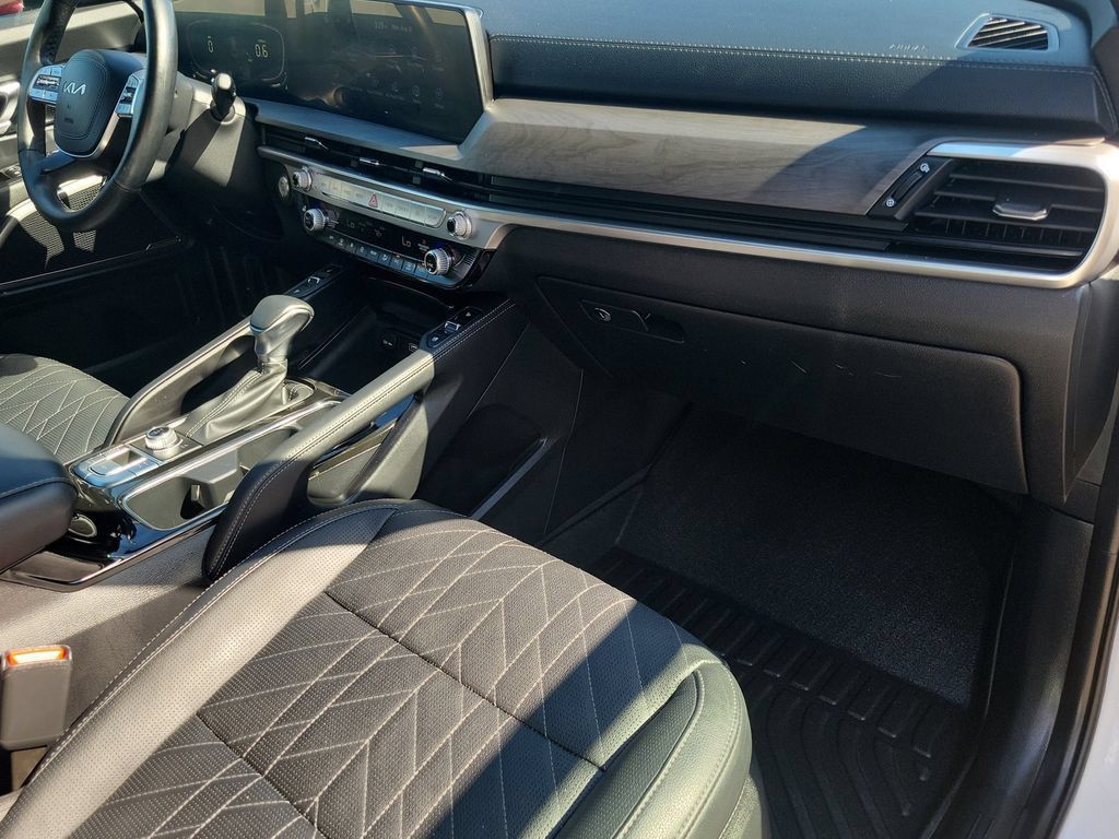 Used 2024 Kia Telluride EX X-Line AWD/4WD image 40
