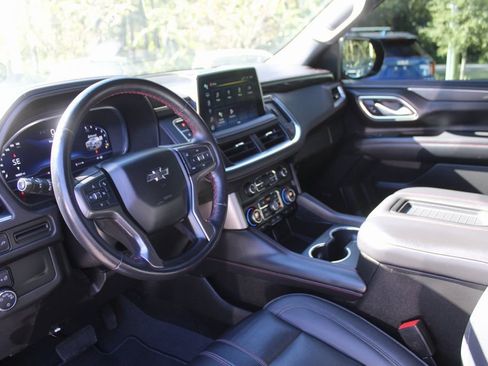 Used 2022 Chevrolet Suburban RST image 25