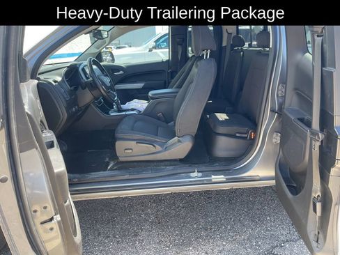 Used 2018 Chevrolet Colorado LT w/ LT Convenience Package image 12