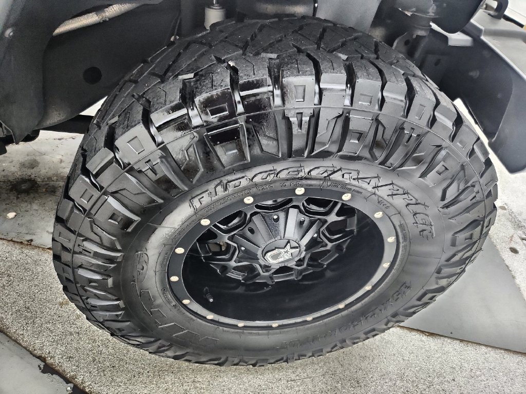 Used 2016 Jeep Wrangler Unlimited Sport w/ Quick Order Package 24S AWD/4WD image 35