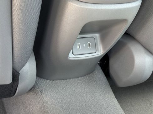 New 2026 Hyundai Elantra SE FWD image 13