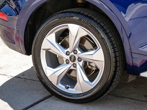 Used 2022 Audi Q5 2.0T Prestige w/ Prestige Package image 69