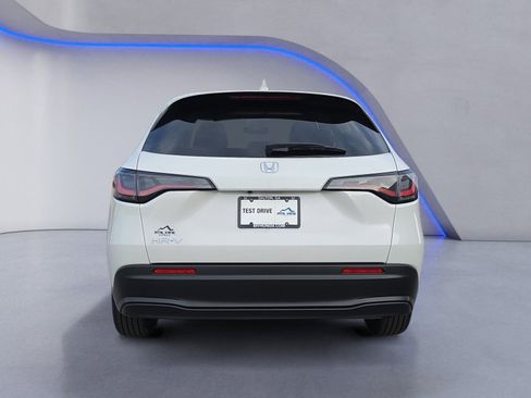 New 2026 Honda HR-V LX image 4