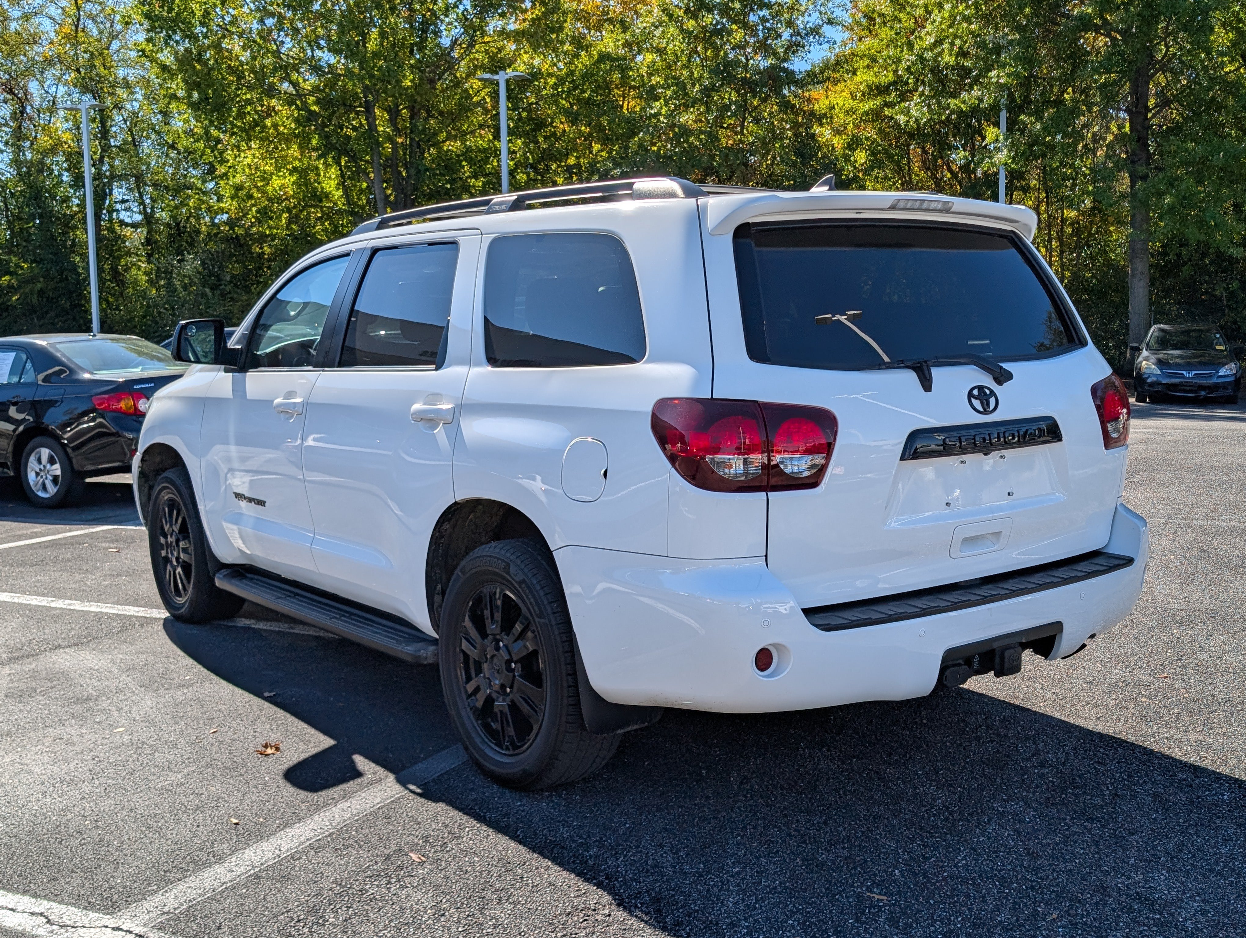 Used 2018 Toyota Sequoia TRD Sport AWD/4WD image 5