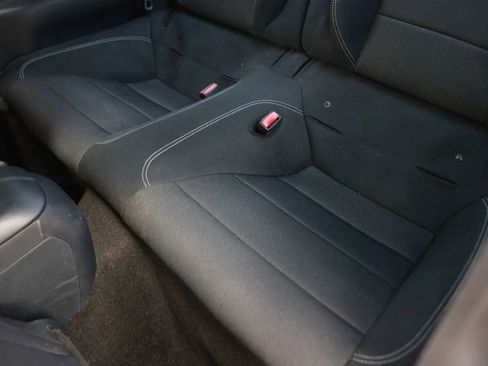 Used 2015 Ford Mustang Coupe image 19