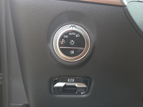 Used 2026 Mercedes-Benz C 300 Sedan image 37