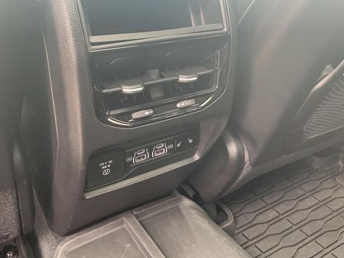 Used 2022 Jeep Grand Cherokee Limited 4xe w/ Luxury Tech Group II AWD/4WD image 30