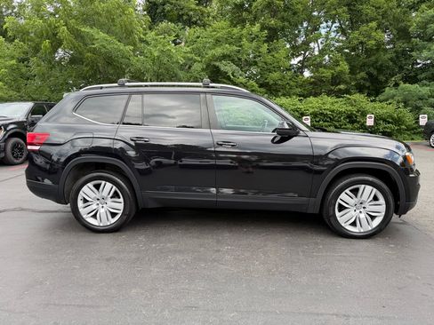 Used 2019 Volkswagen Atlas SE w/ Panoramic Sunroof Package AWD/4WD image 7