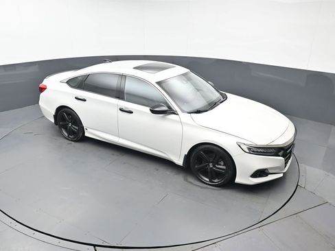 Used 2021 Honda Accord Sport image 46
