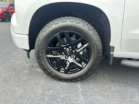 Used 2026 Chevrolet Silverado 1500 Custom w/ Turbomax Blackout Package image 11