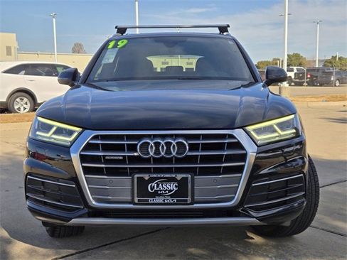 Used 2019 Audi Q5 2.0T Premium Plus w/ Premium Plus Package image 2