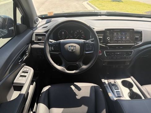 Used 2025 Honda Ridgeline RTL image 23